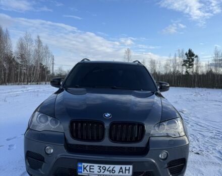 Серый БМВ Х5, объемом двигателя 3 л и пробегом 205 тыс. км за 17500 $, фото 1 на Automoto.ua