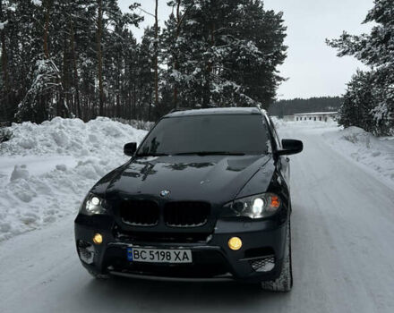 Серый БМВ Х5, объемом двигателя 3 л и пробегом 350 тыс. км за 15500 $, фото 1 на Automoto.ua