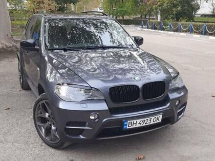 БМВ Х5 2011 в Черноморске (Ильичевске) на Automoto.ua Серый БМВ Х5, объемом двигателя 2.98 л и пробегом 260 тыс. км за 18600 $, фото 1 на Automoto.ua