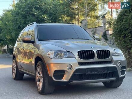 БМВ Х5 2011 у Дніпро (Дніпропетровську) на Automoto.ua Сірий БМВ Х5, об'ємом двигуна 2.98 л та пробігом 262 тис. км за 13900 $, фото 1 на Automoto.ua