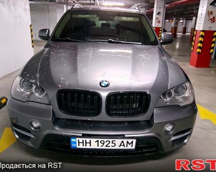 Серый БМВ Х5, объемом двигателя 3 л и пробегом 20900 тыс. км за 19999 $, фото 1 на Automoto.ua