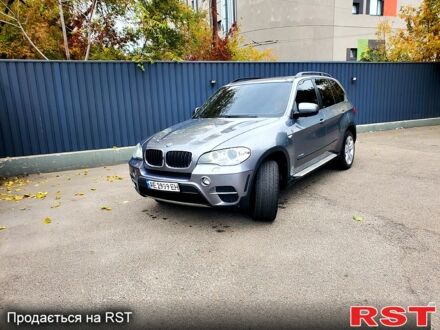 Серый БМВ Х5, объемом двигателя 3 л и пробегом 188 тыс. км за 11999 $, фото 1 на Automoto.ua