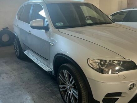 Сірий БМВ Х5, об'ємом двигуна 2.99 л та пробігом 350 тис. км за 20000 $, фото 1 на Automoto.ua