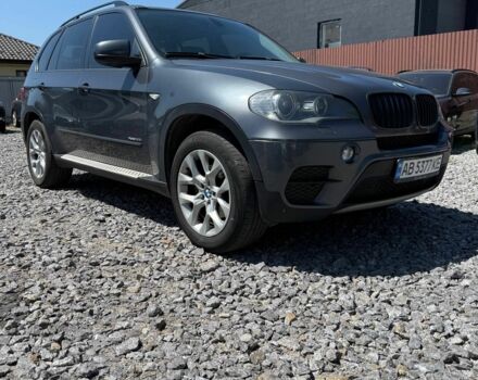 Сірий БМВ Х5, об'ємом двигуна 3 л та пробігом 268 тис. км за 9486 $, фото 1 на Automoto.ua