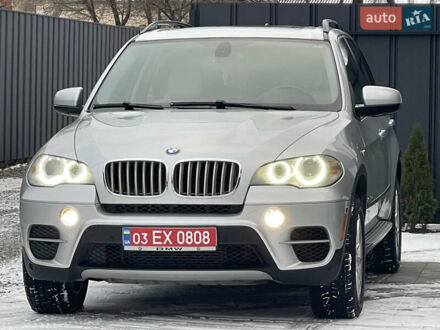 Серый БМВ Х5, объемом двигателя 3 л и пробегом 280 тыс. км за 16750 $, фото 1 на Automoto.ua