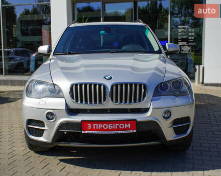 Серый БМВ Х5, объемом двигателя 3 л и пробегом 258 тыс. км за 12950 $, фото 1 на Automoto.ua