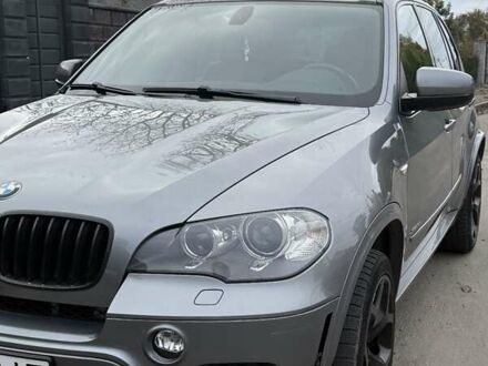 Серый БМВ Х5, объемом двигателя 3 л и пробегом 320 тыс. км за 16500 $, фото 1 на Automoto.ua