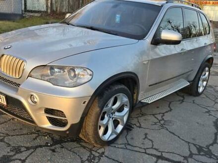 Серый БМВ Х5, объемом двигателя 3 л и пробегом 377 тыс. км за 17800 $, фото 1 на Automoto.ua