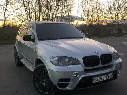 Сірий БМВ Х5, об'ємом двигуна 3 л та пробігом 258 тис. км за 18000 $, фото 1 на Automoto.ua