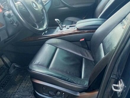 Сірий БМВ Х5, об'ємом двигуна 2.99 л та пробігом 240 тис. км за 16500 $, фото 1 на Automoto.ua