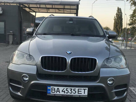 Серый БМВ Х5, объемом двигателя 2.98 л и пробегом 238 тыс. км за 13700 $, фото 1 на Automoto.ua