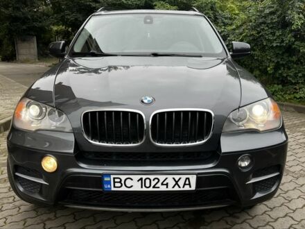Серый БМВ Х5, объемом двигателя 3 л и пробегом 239 тыс. км за 13200 $, фото 1 на Automoto.ua