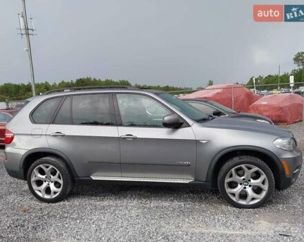 Серый БМВ Х5, объемом двигателя 3.01 л и пробегом 192 тыс. км за 10000 $, фото 1 на Automoto.ua