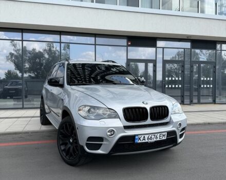Серый БМВ Х5, объемом двигателя 3 л и пробегом 260 тыс. км за 14494 $, фото 1 на Automoto.ua
