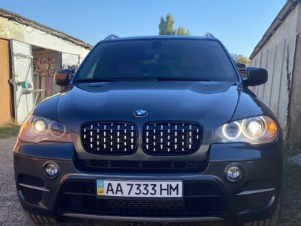 Серый БМВ Х5, объемом двигателя 3 л и пробегом 260 тыс. км за 24000 $, фото 1 на Automoto.ua
