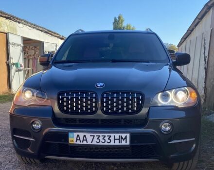 Серый БМВ Х5, объемом двигателя 3 л и пробегом 241 тыс. км за 29000 $, фото 1 на Automoto.ua