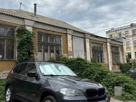 Серый БМВ Х5, объемом двигателя 2.98 л и пробегом 180 тыс. км за 18500 $, фото 1 на Automoto.ua