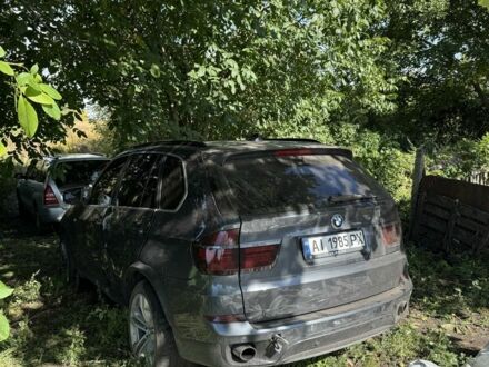 Серый БМВ Х5, объемом двигателя 3 л и пробегом 280 тыс. км за 11000 $, фото 1 на Automoto.ua