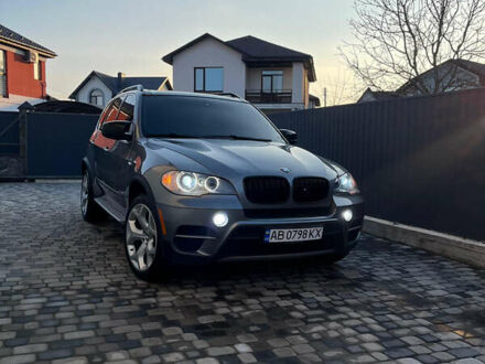 Серый БМВ Х5, объемом двигателя 3 л и пробегом 212 тыс. км за 14500 $, фото 1 на Automoto.ua