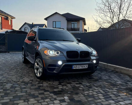 Серый БМВ Х5, объемом двигателя 3 л и пробегом 212 тыс. км за 14500 $, фото 1 на Automoto.ua