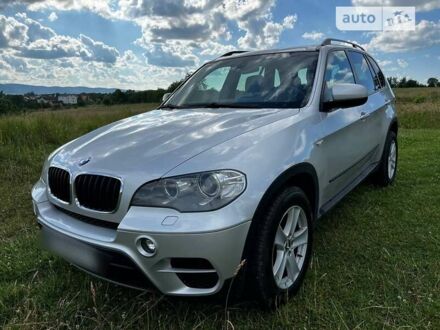 БМВ Х5 2013 у Трускавце на Automoto.ua Сірий БМВ Х5, об'ємом двигуна 3 л та пробігом 229 тис. км за 23500 $, фото 1 на Automoto.ua