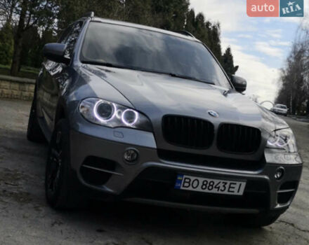 Серый БМВ Х5, объемом двигателя 3 л и пробегом 217 тыс. км за 18500 $, фото 1 на Automoto.ua