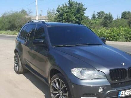 Серый БМВ Х5, объемом двигателя 3 л и пробегом 245 тыс. км за 18000 $, фото 1 на Automoto.ua