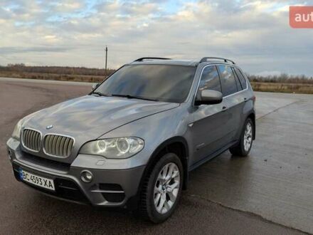 Серый БМВ Х5, объемом двигателя 3 л и пробегом 276 тыс. км за 15999 $, фото 1 на Automoto.ua