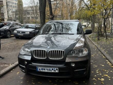 Серый БМВ Х5, объемом двигателя 0 л и пробегом 282 тыс. км за 12000 $, фото 1 на Automoto.ua