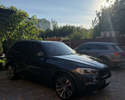 Серый БМВ Х5, объемом двигателя 3 л и пробегом 192 тыс. км за 21000 $, фото 1 на Automoto.ua