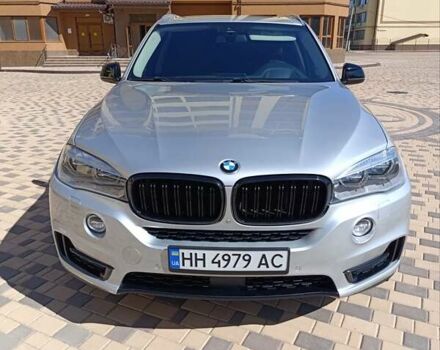 Серый БМВ Х5, объемом двигателя 2.99 л и пробегом 295 тыс. км за 17500 $, фото 1 на Automoto.ua