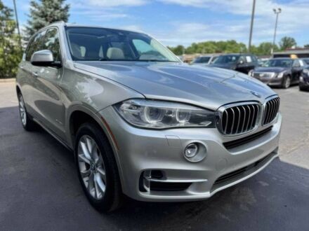Серый БМВ Х5, объемом двигателя 3 л и пробегом 88 тыс. км за 4000 $, фото 1 на Automoto.ua