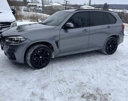 Серый БМВ Х5, объемом двигателя 3 л и пробегом 316 тыс. км за 26999 $, фото 1 на Automoto.ua