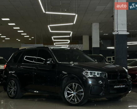 Серый БМВ Х5, объемом двигателя 2 л и пробегом 237 тыс. км за 27499 $, фото 1 на Automoto.ua