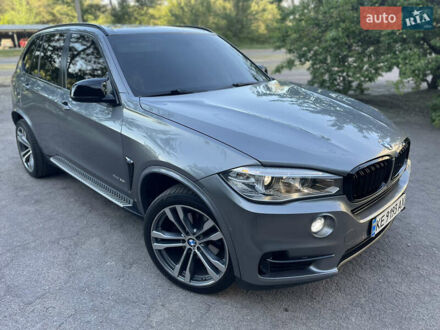 Серый БМВ Х5, объемом двигателя 2.98 л и пробегом 189 тыс. км за 20000 $, фото 1 на Automoto.ua