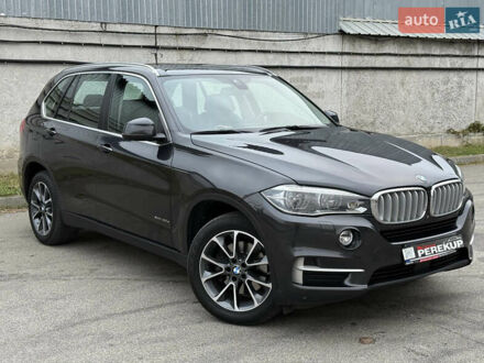 Серый БМВ Х5, объемом двигателя 2.99 л и пробегом 259 тыс. км за 27999 $, фото 1 на Automoto.ua