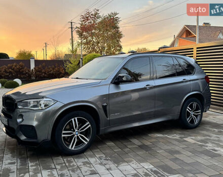 Серый БМВ Х5, объемом двигателя 2.99 л и пробегом 195 тыс. км за 33700 $, фото 1 на Automoto.ua