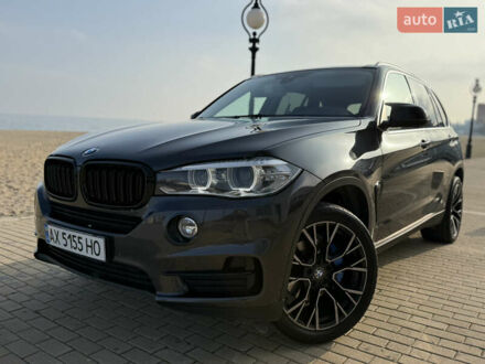 Сірий БМВ Х5, об'ємом двигуна 2 л та пробігом 180 тис. км за 25800 $, фото 1 на Automoto.ua