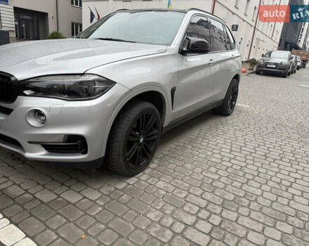 Серый БМВ Х5, объемом двигателя 2.98 л и пробегом 350 тыс. км за 16800 $, фото 1 на Automoto.ua