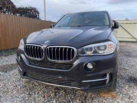 Серый БМВ Х5, объемом двигателя 3 л и пробегом 340 тыс. км за 15000 $, фото 1 на Automoto.ua