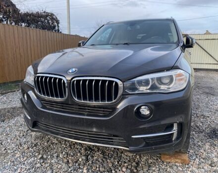 Серый БМВ Х5, объемом двигателя 3 л и пробегом 340 тыс. км за 15000 $, фото 1 на Automoto.ua