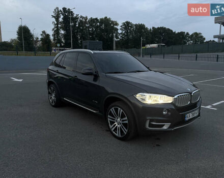 Сірий БМВ Х5, об'ємом двигуна 3 л та пробігом 200 тис. км за 22000 $, фото 1 на Automoto.ua