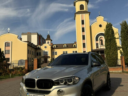 Сірий БМВ Х5, об'ємом двигуна 2.99 л та пробігом 280 тис. км за 20699 $, фото 1 на Automoto.ua