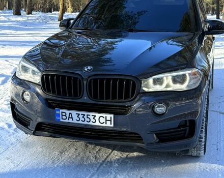 Серый БМВ Х5, объемом двигателя 3 л и пробегом 200 тыс. км за 21500 $, фото 1 на Automoto.ua