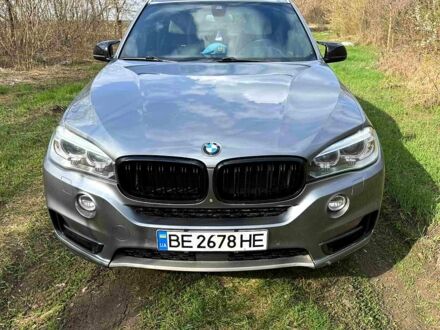 Серый БМВ Х5, объемом двигателя 3 л и пробегом 280 тыс. км за 26000 $, фото 1 на Automoto.ua