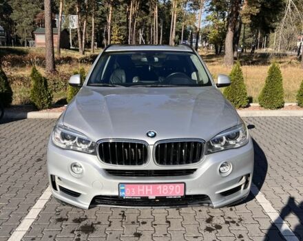 Серый БМВ Х5, объемом двигателя 3 л и пробегом 180 тыс. км за 22000 $, фото 1 на Automoto.ua