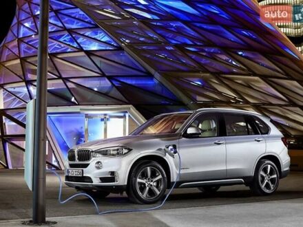 Серый БМВ Х5, объемом двигателя 2 л и пробегом 77 тыс. км за 39999 $, фото 1 на Automoto.ua