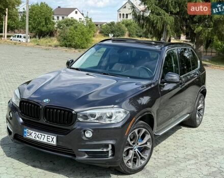 Сірий БМВ Х5, об'ємом двигуна 2.98 л та пробігом 157 тис. км за 18000 $, фото 1 на Automoto.ua