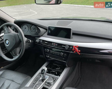 Сірий БМВ Х5, об'ємом двигуна 3 л та пробігом 202 тис. км за 29700 $, фото 1 на Automoto.ua