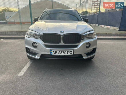БМВ Х5 2015 у Києві на Automoto.ua Сірий БМВ Х5, об'ємом двигуна 3 л та пробігом 107 тис. км за 27999 $, фото 1 на Automoto.ua